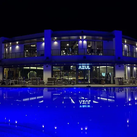 Ceasar Blue Wellness And شقة