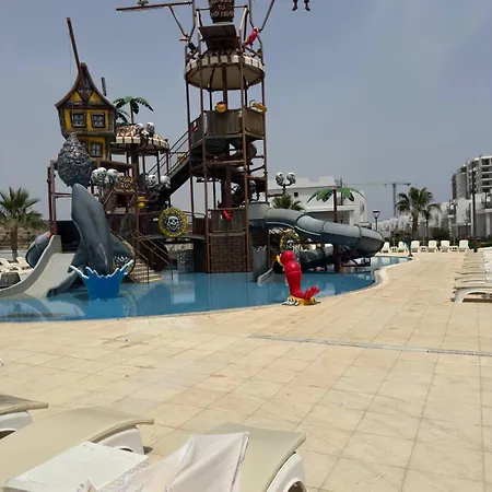 Ceasar Blue Wellness And Apartment *