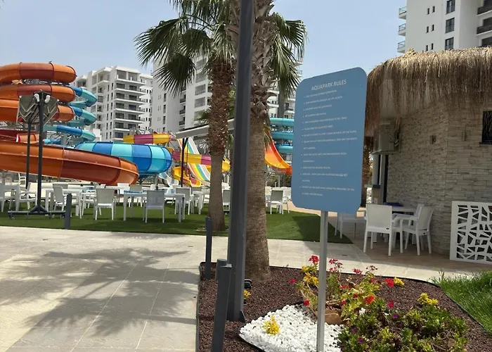 Ceasar Blue Wellness And Apartmán Gastria