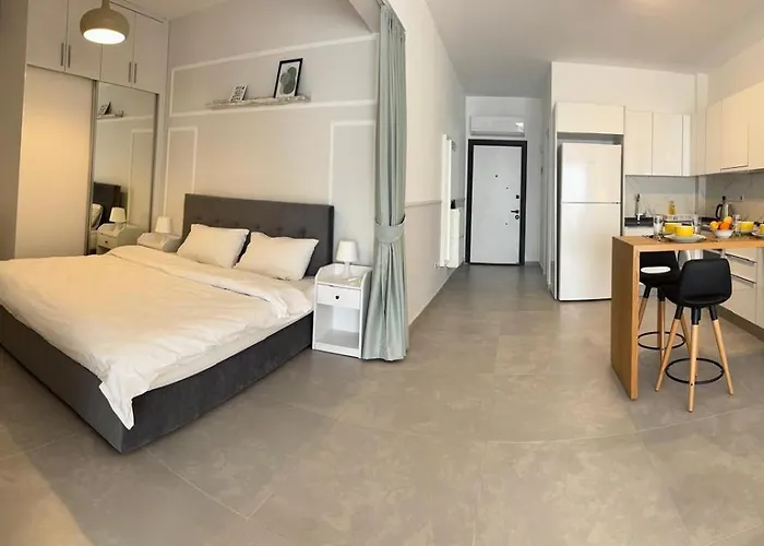 Ceasar Blue Wellness And * Gastria